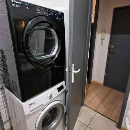 T2 Avec Balcon Proche Centre-ville Appartamento