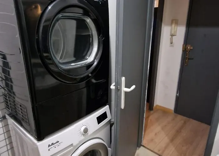 T2 Avec Balcon Proche Centre-ville Apartamento